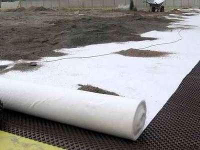 Геотекстиль голкопробивний 150 г/м2.