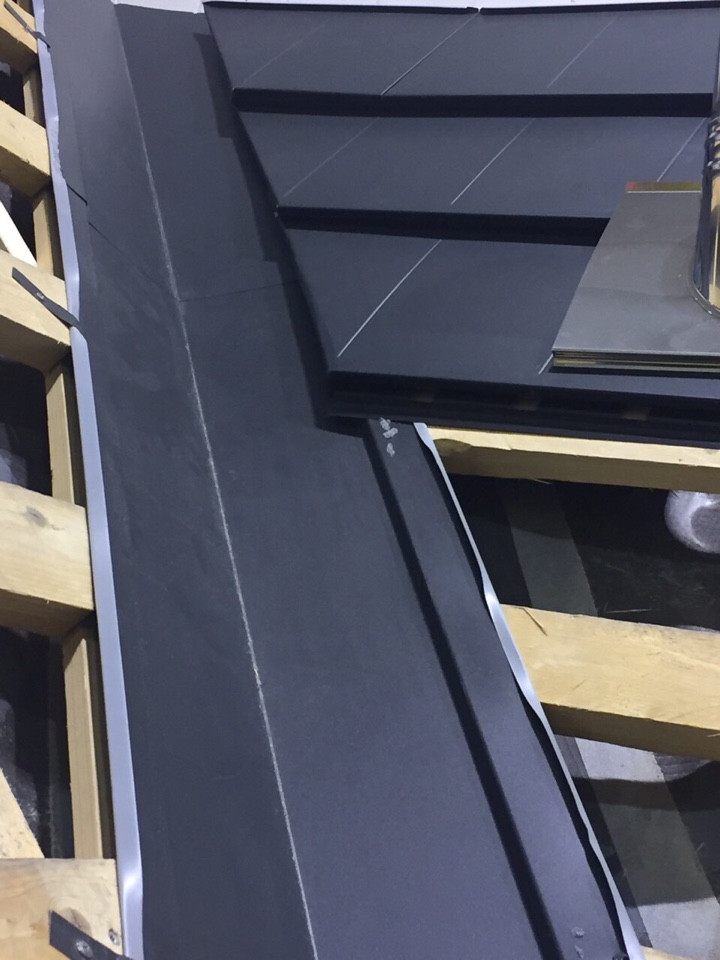 Ruukki ® Hyygge ⁇ RR 33 ⁇ 0,6 mm ⁇ SSAB ⁇ GreenCoat ⁇ Crown BT - Модульна Черепиця ⁇ 0,341 m2 ⁇ - Зображення 4