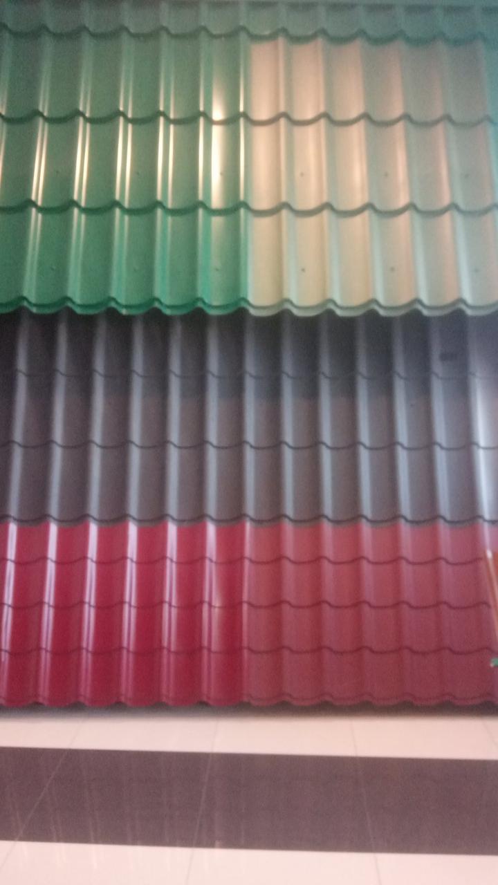 Металочерепиця Корейська 0,45 мм RAL 8019 "Rauni Standart" - Зображення 2