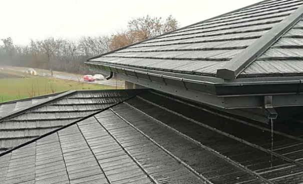 Модульна черепиця Novatik Wood МАТ — Voestalpine 0,5 мм (Австрія) RAL 7016 - Зображення 4